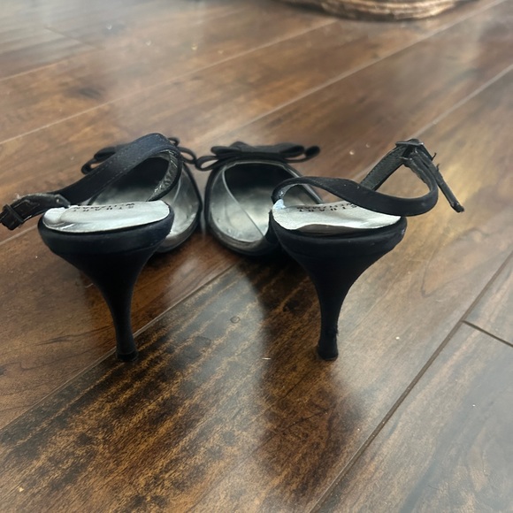 Stuart Weitzman Sling-Back Heel - Picture 3 of 4